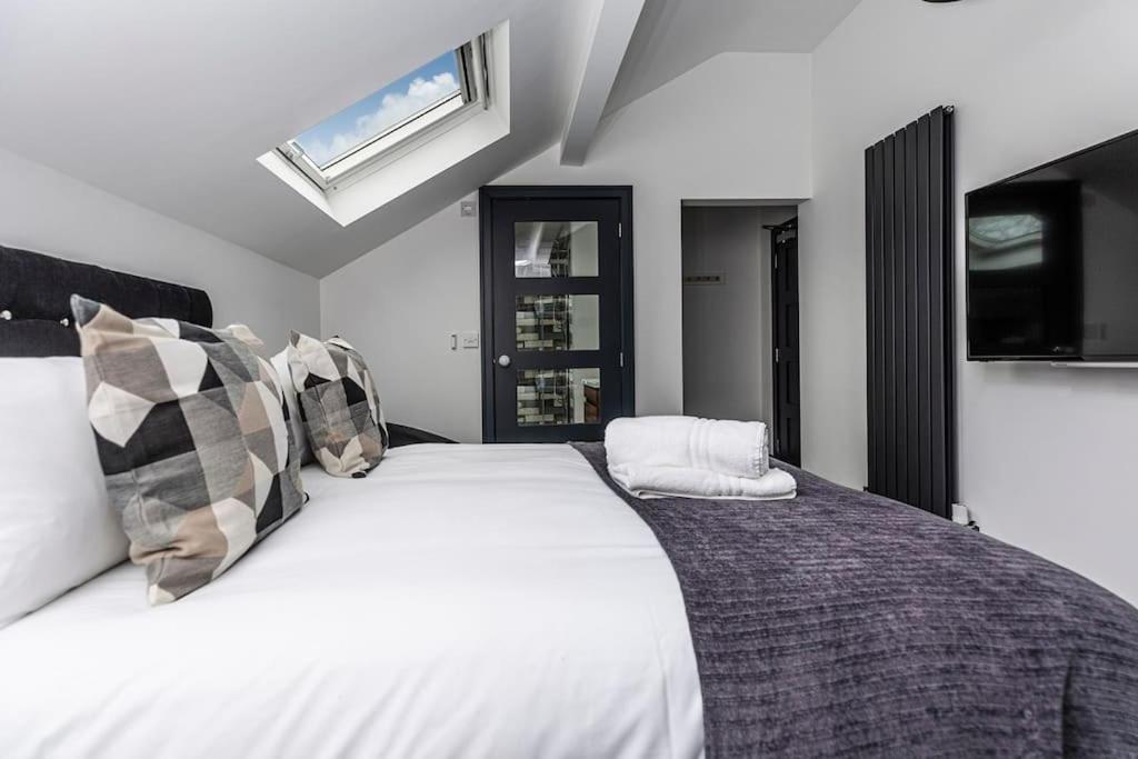 Bootique House - Luxury Group Accommodation In เวคฟิลด์ ภายนอก รูปภาพ