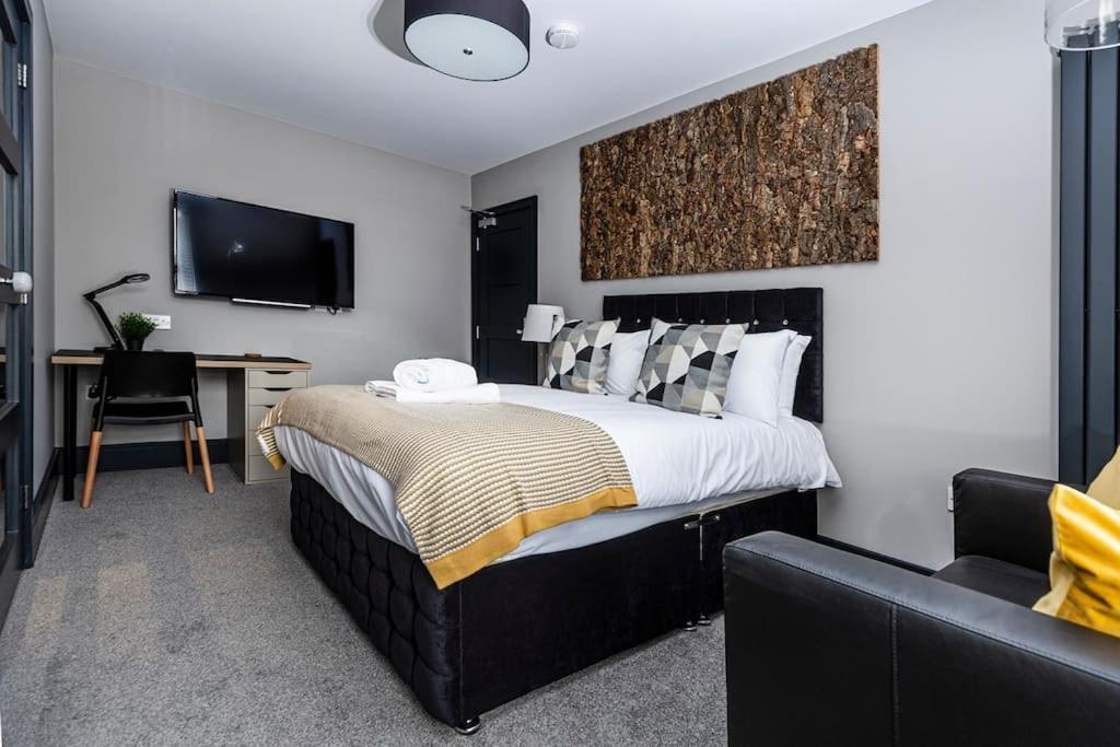 Bootique House - Luxury Group Accommodation In เวคฟิลด์ ภายนอก รูปภาพ