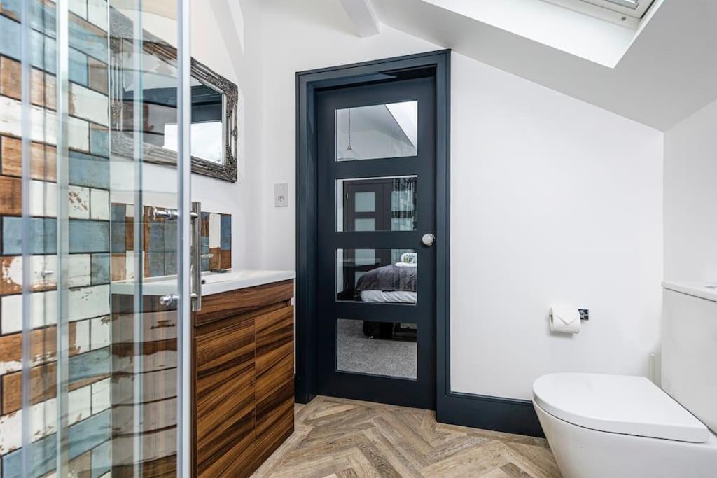Bootique House - Luxury Group Accommodation In เวคฟิลด์ ภายนอก รูปภาพ
